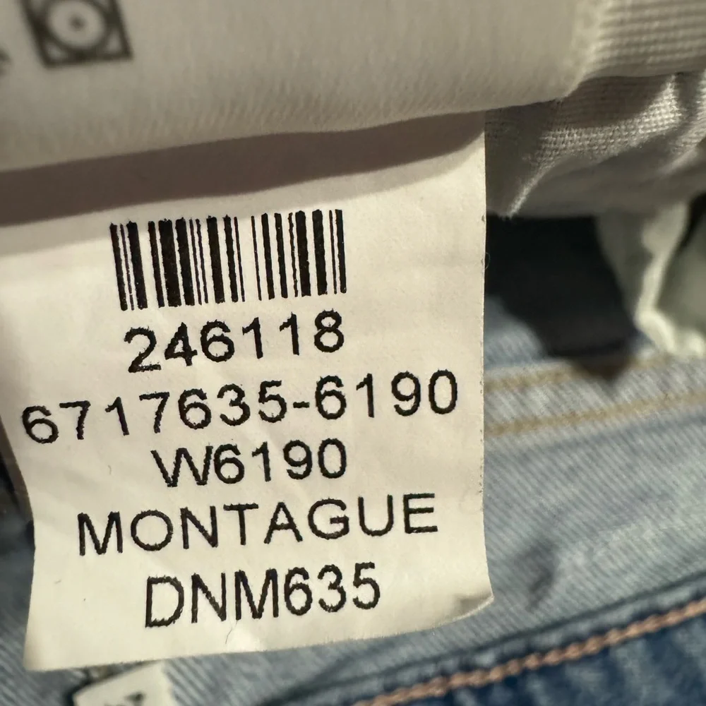 Paige Robbie High Rise Slim Bermuda Denim Blue Jean Shorts Size 24 New